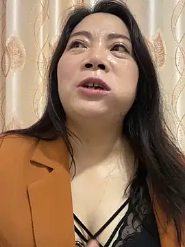 Snapshot of yu19988 chatting on 11, 4, 2026 yu19988 online show from 11, 4, 2026