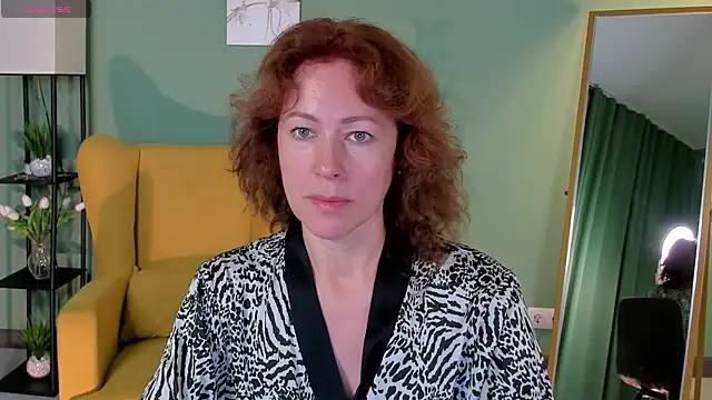 LeticiaRomano online show from 15, 6, 2026