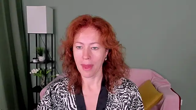Snapshot of LeticiaRomano chatting on 24, 7, 2026 LeticiaRomano online show from 24, 7, 2026