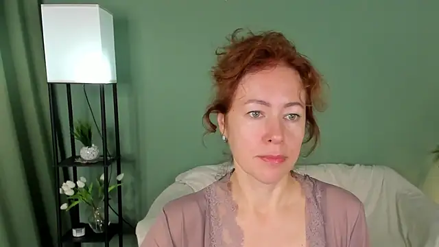 Snapshot of LeticiaRomano chatting on 10, 7, 2026 LeticiaRomano online show from 10, 7, 2026