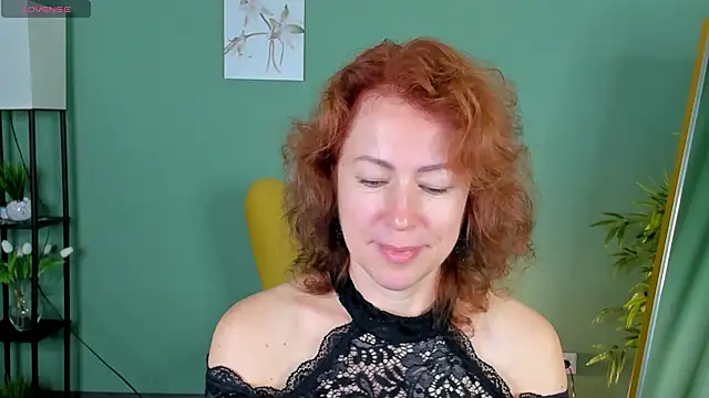 Snapshot of LeticiaRomano chatting on 21, 6, 2026 LeticiaRomano online show from 21, 6, 2026