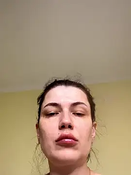 Snapshot of Cutee_Erika chatting on 10, 6, 2026 Cutee Erika online show from 10, 6, 2026