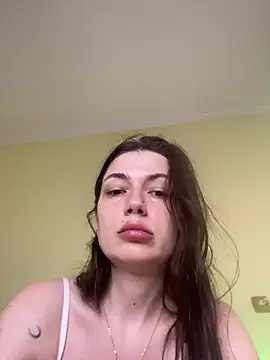 Snapshot of Cutee_Erika chatting on 11, 6, 2026 Cutee Erika online show from 11, 6, 2026
