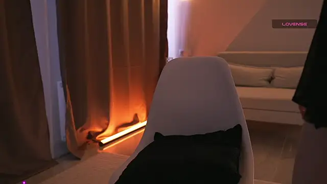 OnlyNora online show from 3, 6, 2026
