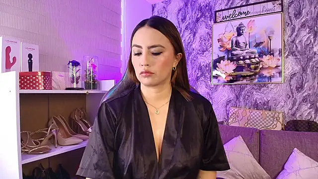 Katalina Alvarezz online show from 5, 5, 2026