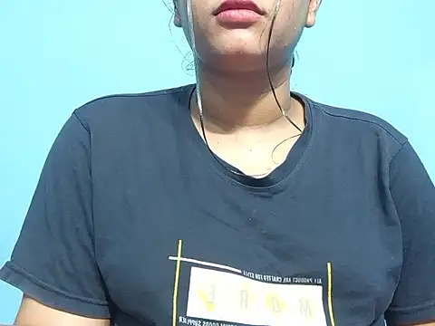 Emma 4433 online show from 4, 4, 2026