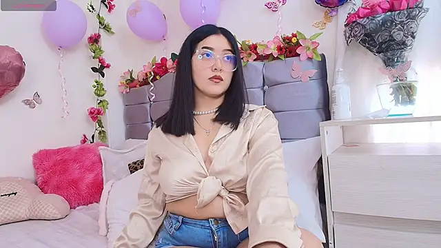 Isabella Roses  online show from 4, 4, 2026