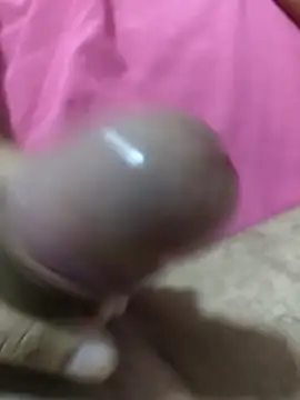 MalditoModelo online show from 12, 4, 2026