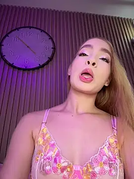 Isabella gaviria online show from 25, 4, 2026