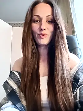 LunaCrystall online show from 28, 4, 2026