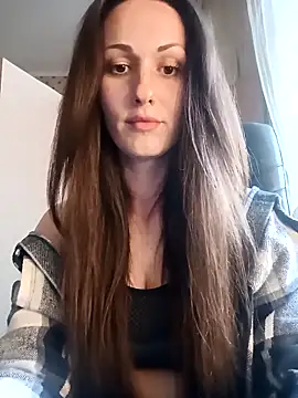 LunaCrystall online show from 14, 4, 2026