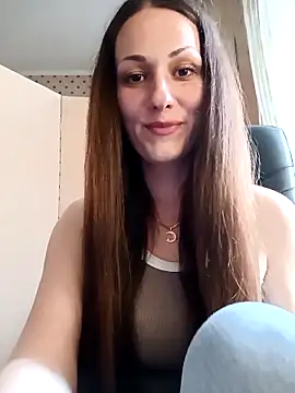 LunaCrystall online show from 26, 4, 2026