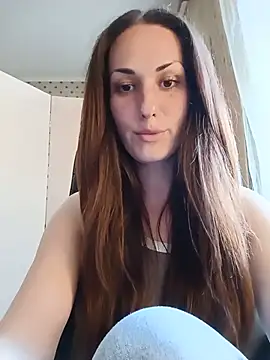 LunaCrystall online show from 22, 5, 2026