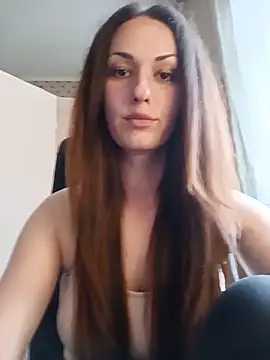LunaCrystall online show from 18, 5, 2026