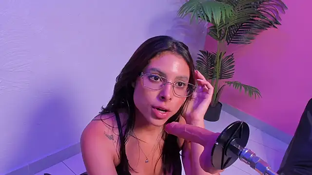 Snapshot of Lia_owenss chatting on 27, 5, 2026 Lia owenss online show from 27, 5, 2026