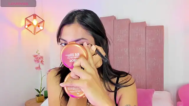 Zoee Kravitz online show from 20, 3, 2026