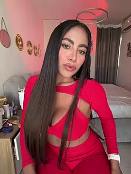 SaraValentina11 online show from 14, 4, 2026