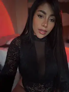 SaraValentina11 online show from 30, 5, 2026