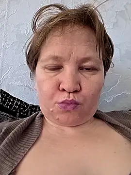  LOLA-LOLA  online show from 3, 5, 2026