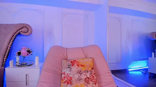 LucianaBlanco  online show from 20, 3, 2026