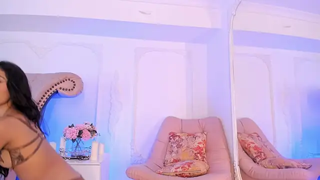 LucianaBlanco  online show from 21, 4, 2026