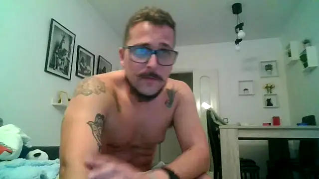 yanick931 online show from 10, 4, 2026