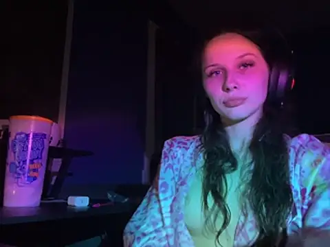 urfavgamergurl online show from 14, 3, 2026