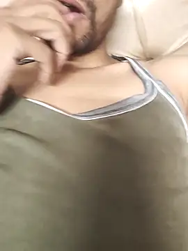 Lucy8992 4u online show from 12, 4, 2026