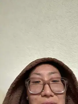 aliciahebixxx online show from 25, 5, 2026