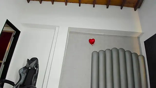 camilagrey  online show from 19, 3, 2026