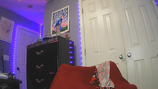 UriUniverse69 online show from 11, 6, 2026