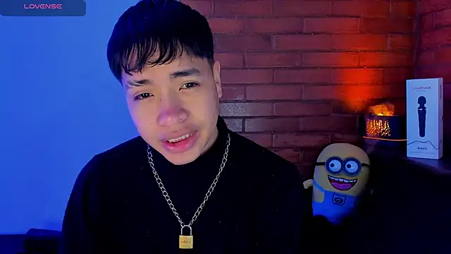 Lee Colee online show from 18, 4, 2026