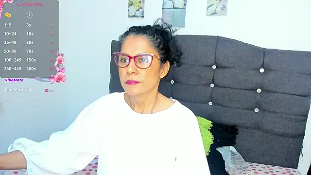 Antonella Rizzo01 online show from 9, 6, 2026