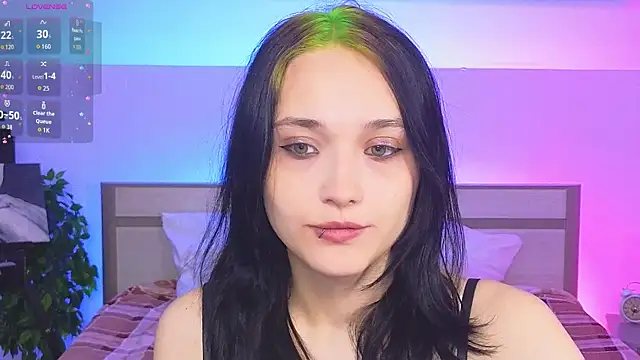 DarcyBlackwood online show from 13, 4, 2026