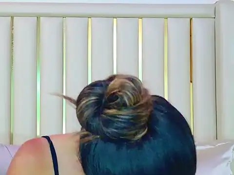 AnnieDesire online show from 16, 4, 2026