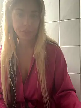 SelinaGalinsky6 online show from 27, 3, 2026