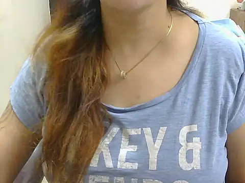Snapshot of spicy_Zara chatting on 23, 6, 2026 spicy Zara online show from 23, 6, 2026