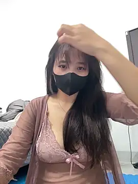 VyVy18 online show from 7, 5, 2026