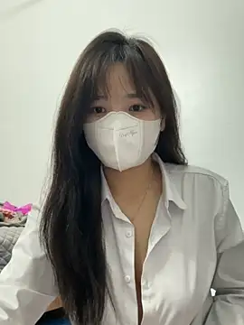 VyVy18 online show from 1, 5, 2026