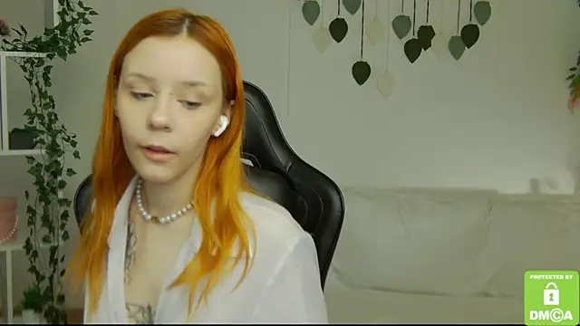 Rachel lips online show from 12, 6, 2026