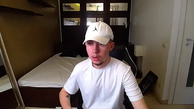 KrewVaughn online show from 17, 3, 2026