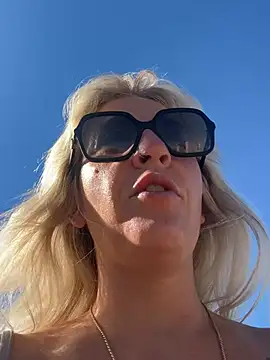 AtomBlondy online show from 30, 6, 2026