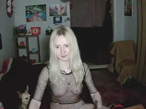 SilkMuseX online show from 17, 5, 2026