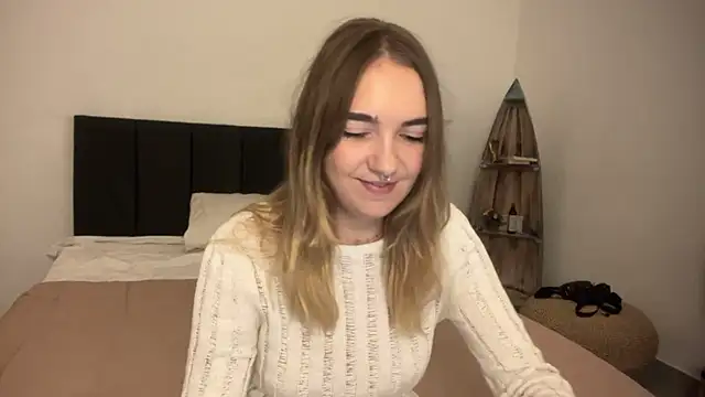 RoxyWet online show from 3, 4, 2026