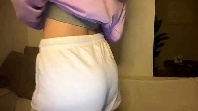 Snapshot of RoxyWet chatting on 8, 6, 2026 RoxyWet online show from 8, 6, 2026