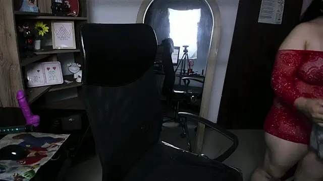 Emilyy Moon  online show from 15, 5, 2026