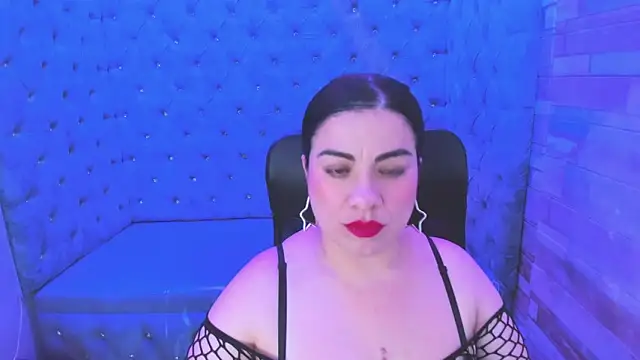 Emilyy Moon  online show from 3, 6, 2026