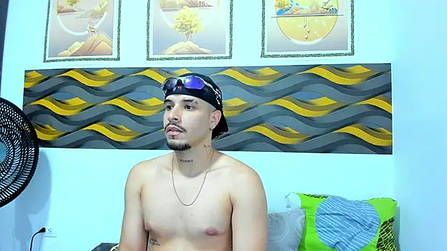 Leon Hotx online show from 6, 4, 2026