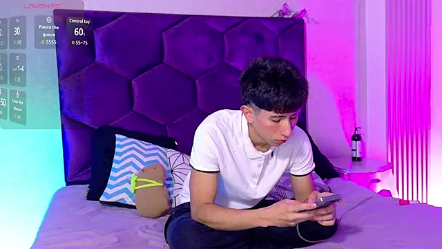AndyJustgame  online show from 18, 4, 2026