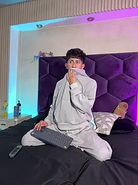 AndyJustgame  online show from 24, 4, 2026